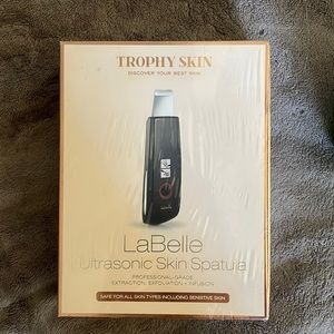 Trophy skin labelle ultrasonic skin spatula